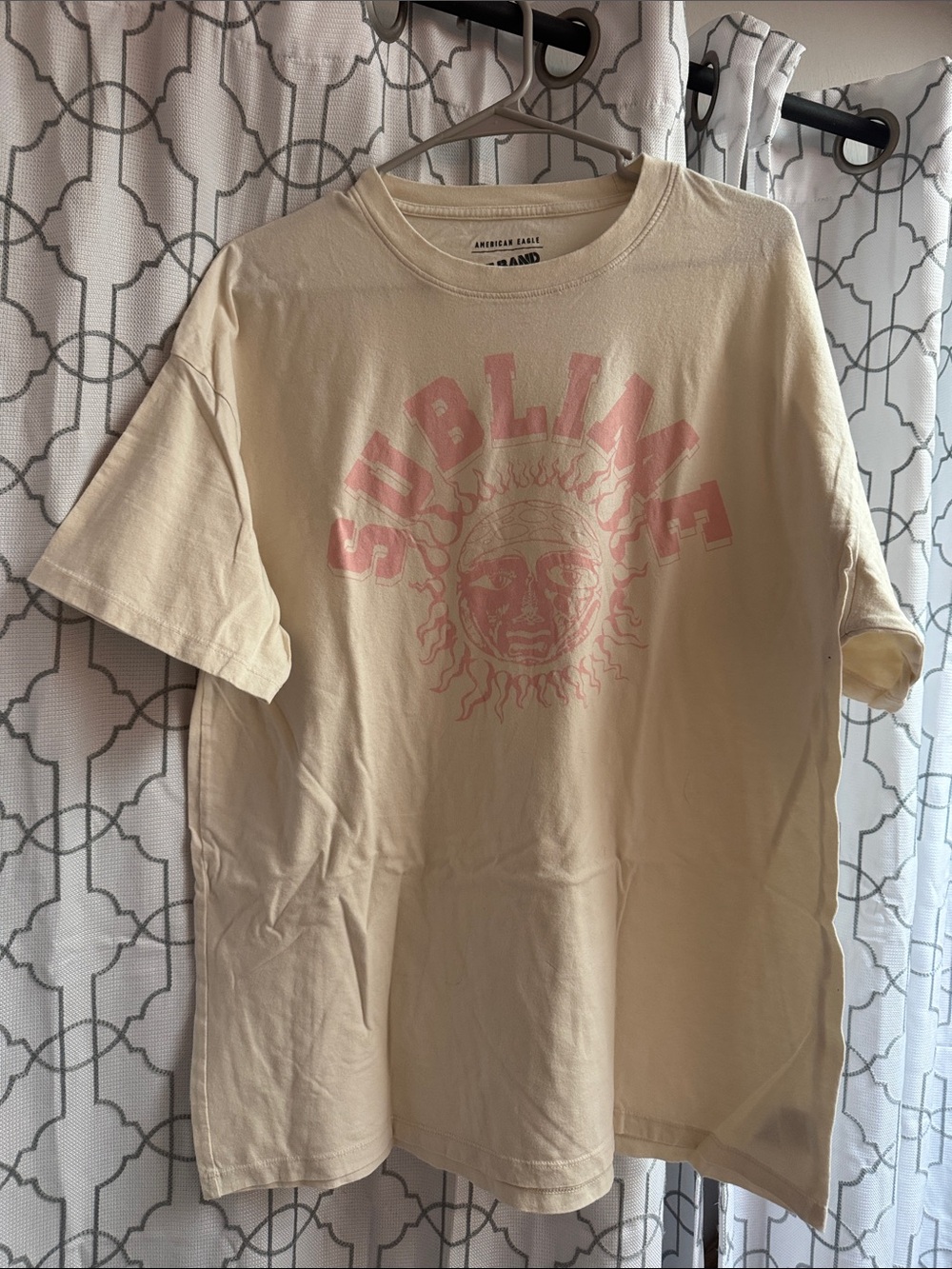 American Eagle Sublime Graphic Tee - Cream with Pink Print
